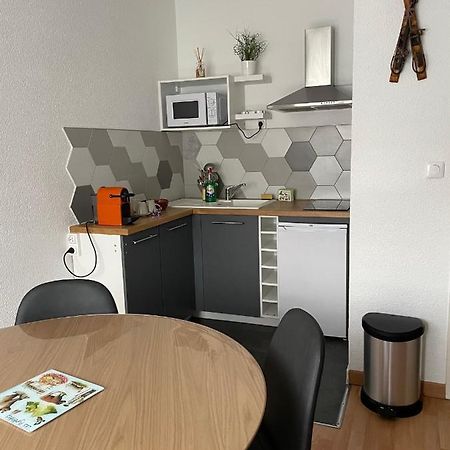 Studio Isard, Wifi Et Parking Gratuit, Navette Gratuite Au Pied De La Residence, Possibilite Forfait Menage Et Location Linge De Lit Et Toilette, A 10 Minutes A Pied Du Centre Ville Font-Romeu-Odeillo-Via 외부 사진